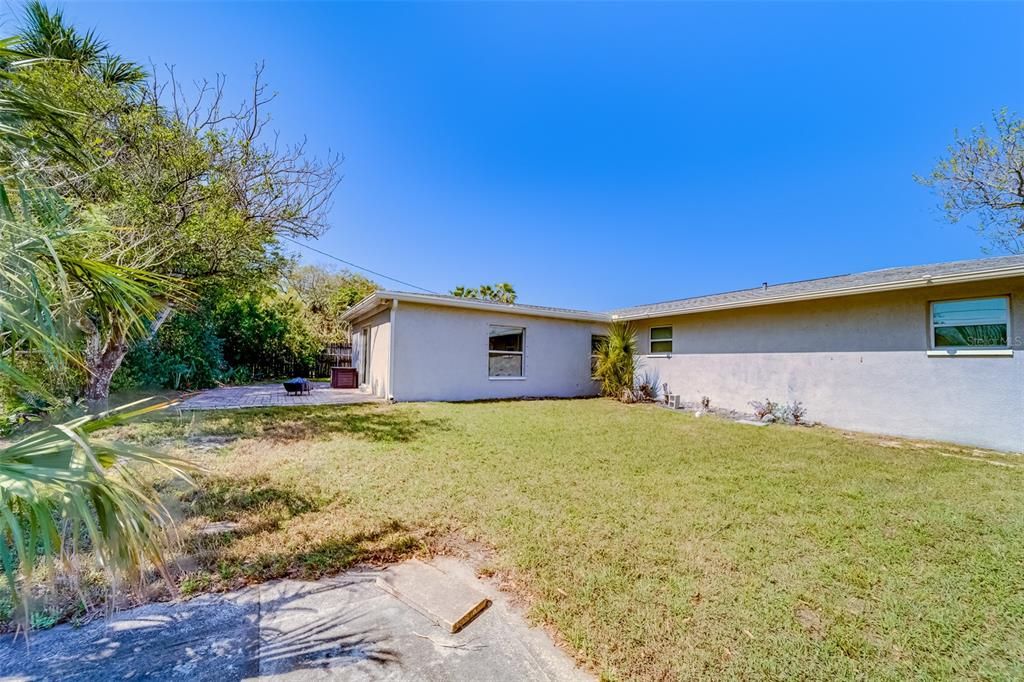 For Rent: $2,750 (3 beds, 2 baths, 1480 Square Feet)