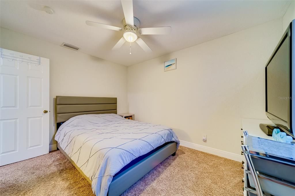 For Rent: $2,750 (3 beds, 2 baths, 1480 Square Feet)