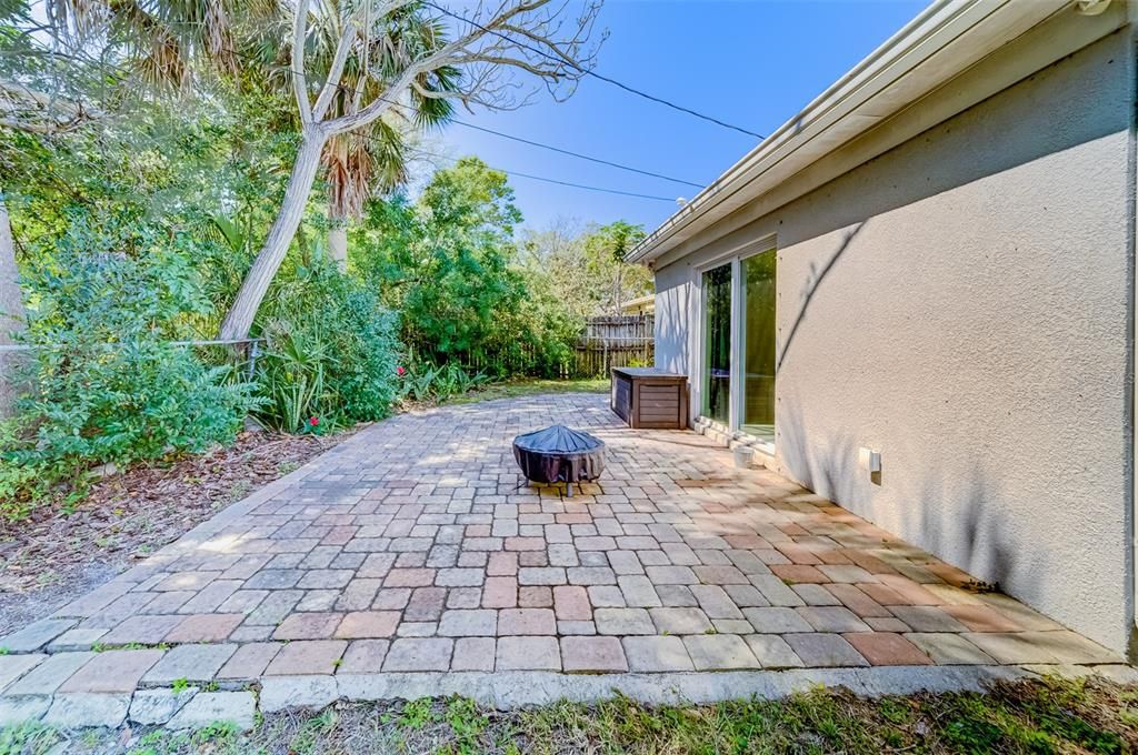 For Rent: $2,750 (3 beds, 2 baths, 1480 Square Feet)