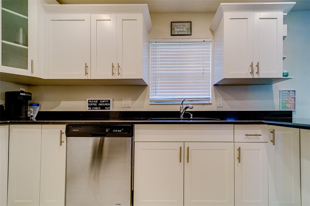 For Rent: $2,750 (3 beds, 2 baths, 1480 Square Feet)