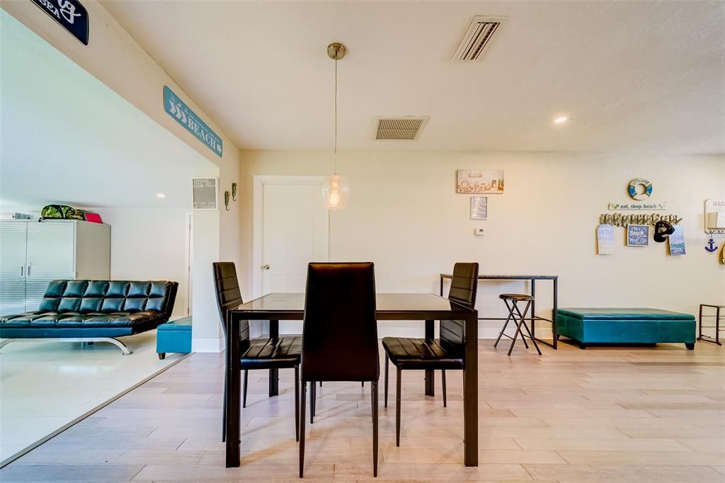 For Rent: $2,750 (3 beds, 2 baths, 1480 Square Feet)