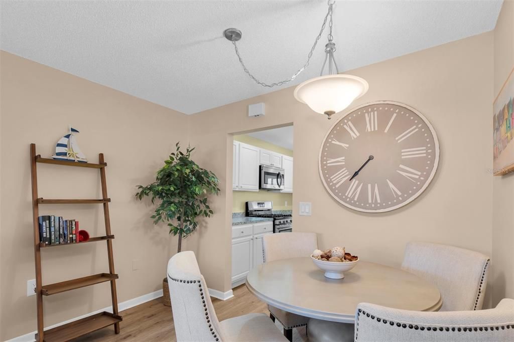 For Rent: $2,300 (2 beds, 2 baths, 1120 Square Feet)