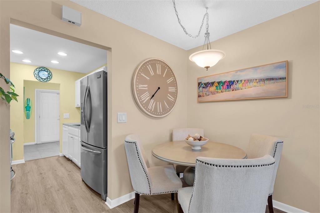 For Rent: $2,300 (2 beds, 2 baths, 1120 Square Feet)
