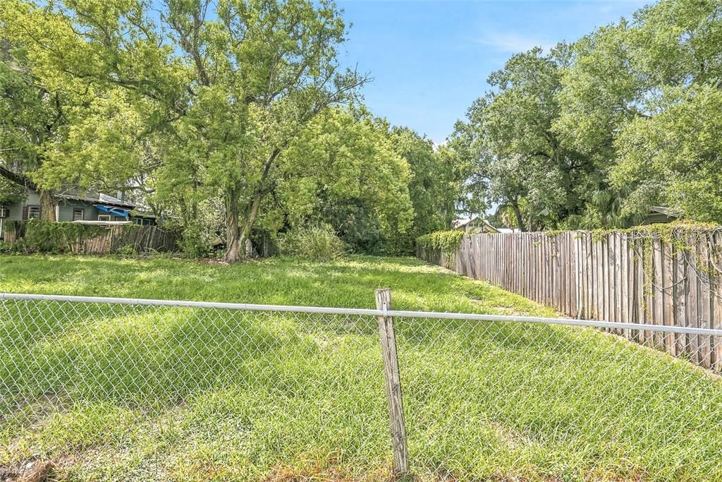 待售: $149,900 (0.08 acres)