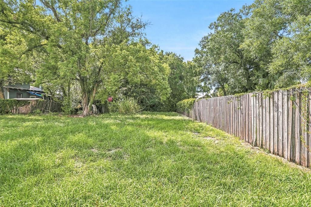 待售: $149,900 (0.08 acres)