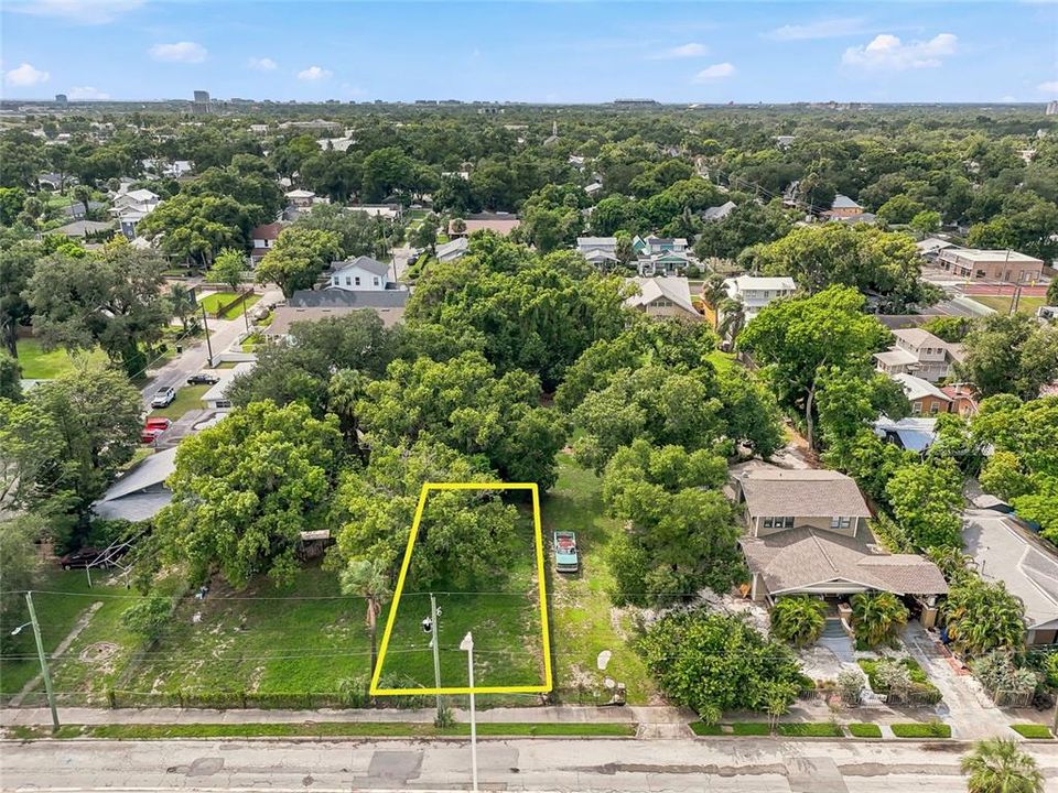 待售: $149,900 (0.08 acres)