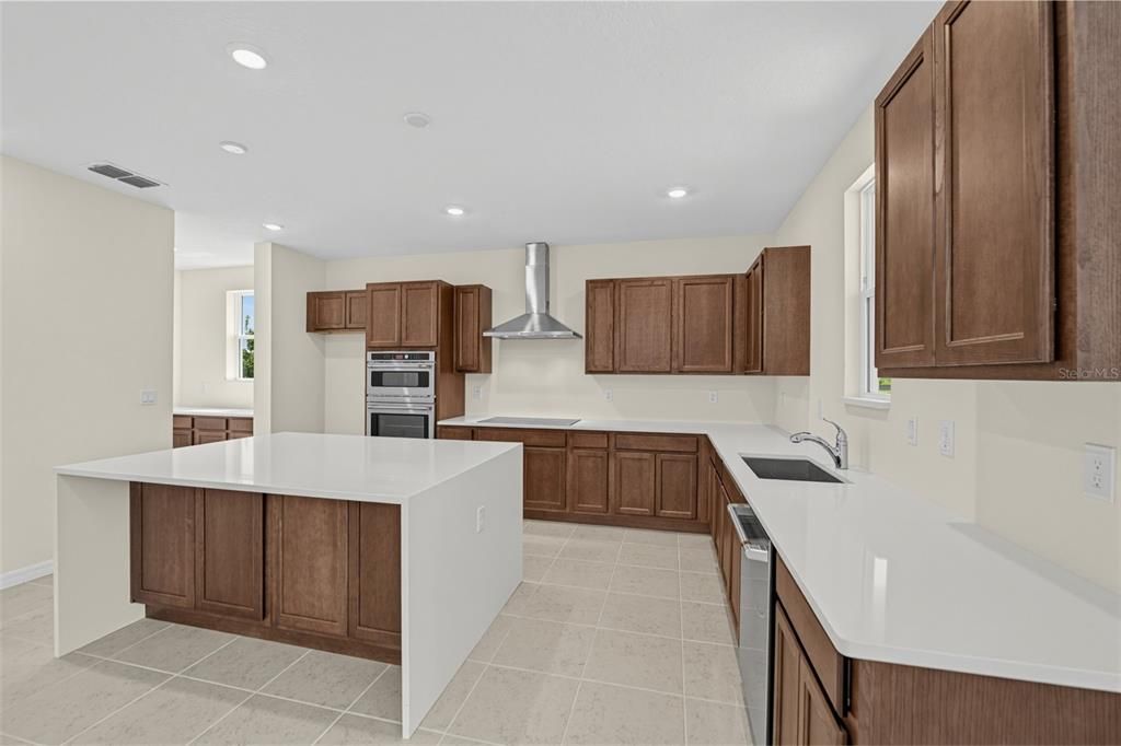 For Sale: $632,560 (4 beds, 3 baths, 3074 Square Feet)