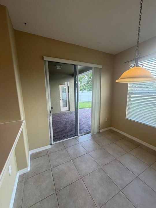 For Rent: $2,550 (4 beds, 3 baths, 2227 Square Feet)