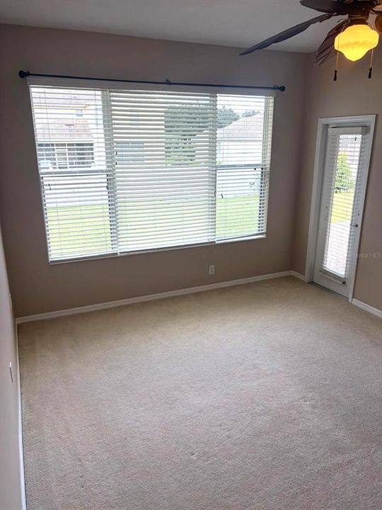 For Rent: $2,550 (4 beds, 3 baths, 2227 Square Feet)
