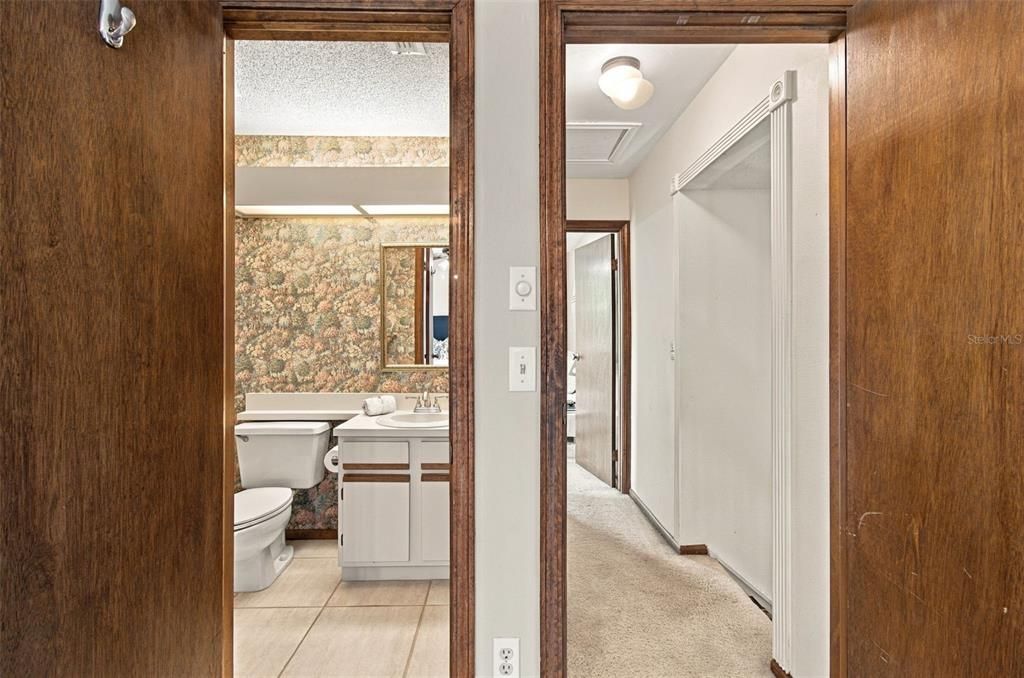 Activo con contrato: $450,000 (3 camas, 2 baños, 1577 Pies cuadrados)