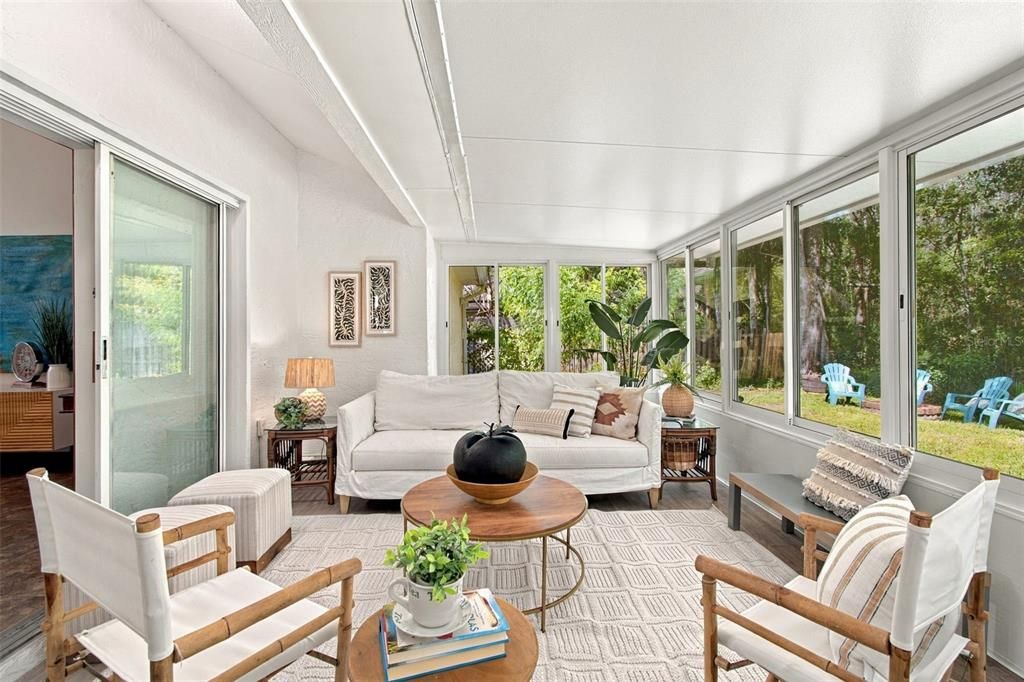 Activo con contrato: $450,000 (3 camas, 2 baños, 1577 Pies cuadrados)