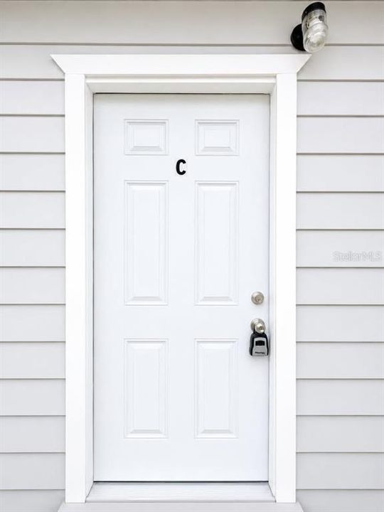 For Rent: $1,100 (1 beds, 1 baths, 450 Square Feet)