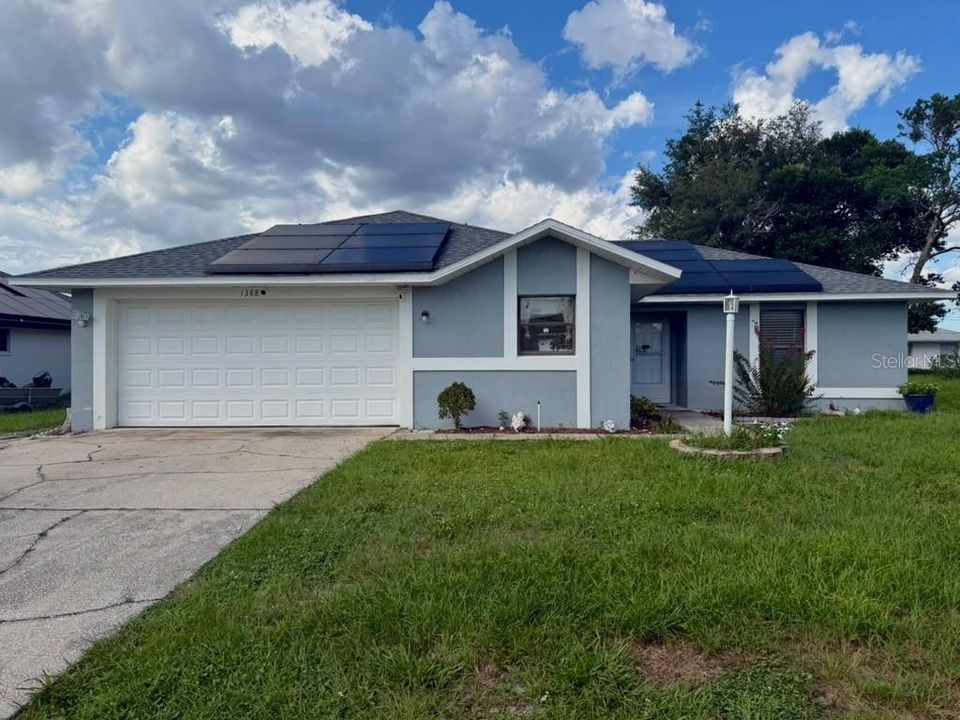 En Venta: $299,900 (3 camas, 2 baños, 1302 Pies cuadrados)