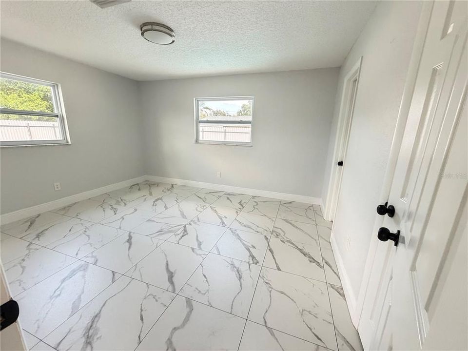 For Sale: $433,000 (3 beds, 2 baths, 1475 Square Feet)