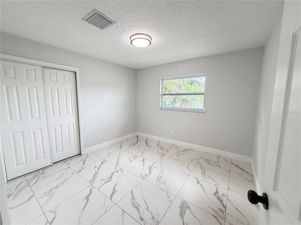 For Sale: $433,000 (3 beds, 2 baths, 1475 Square Feet)