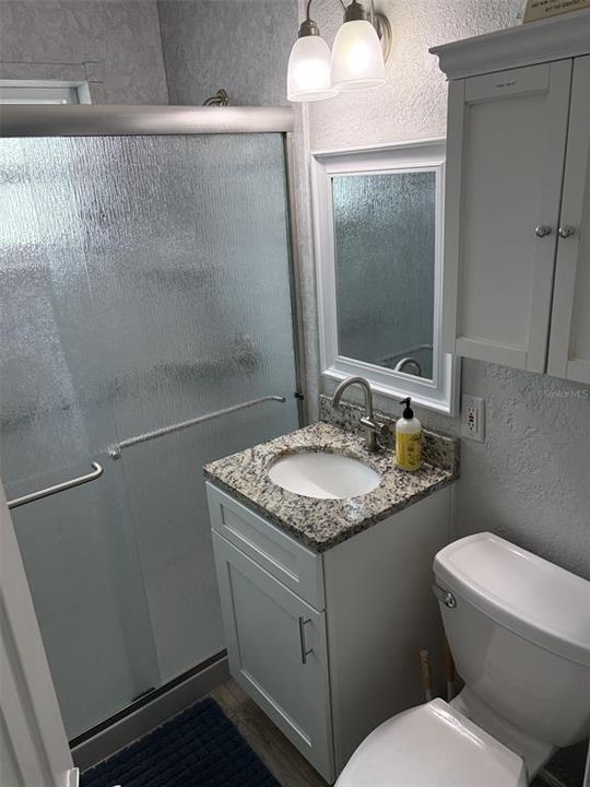 For Sale: $220,000 (1 beds, 1 baths, 588 Square Feet)