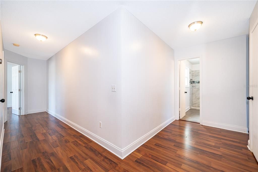 En Venta: $549,900 (5 camas, 2 baños, 2920 Pies cuadrados)