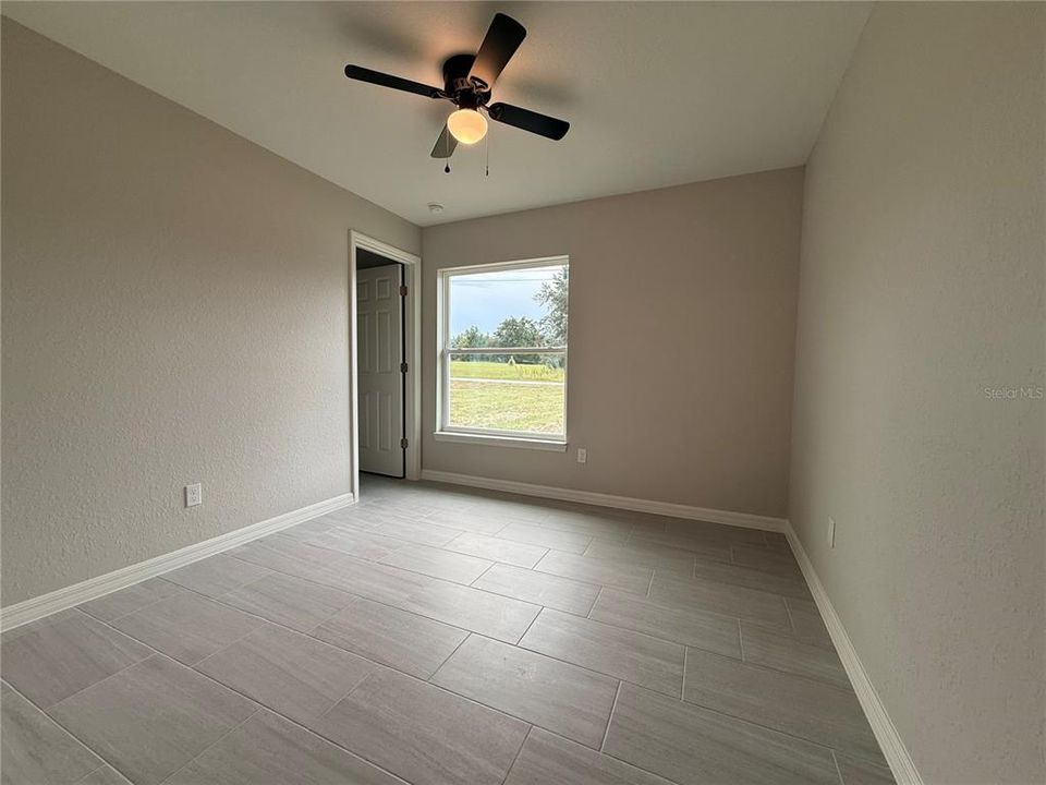 For Sale: $299,900 (4 beds, 2 baths, 1683 Square Feet)