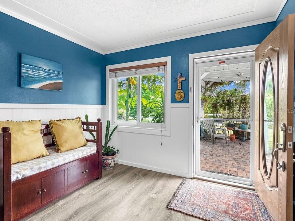 For Sale: $659,000 (3 beds, 2 baths, 1669 Square Feet)