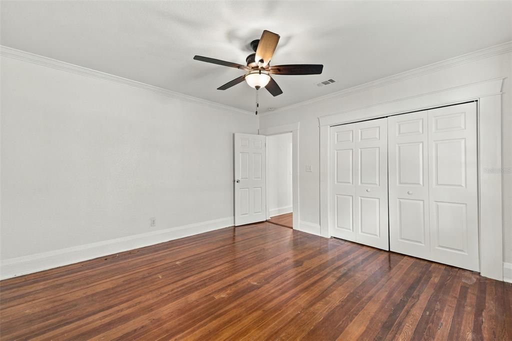 For Sale: $499,900 (2 beds, 2 baths, 1380 Square Feet)