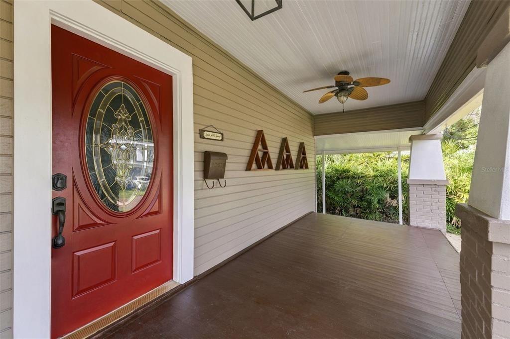 For Sale: $499,900 (2 beds, 2 baths, 1380 Square Feet)