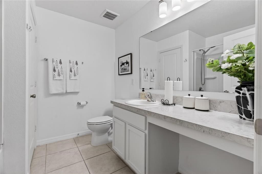 For Sale: $386,000 (4 beds, 2 baths, 1696 Square Feet)