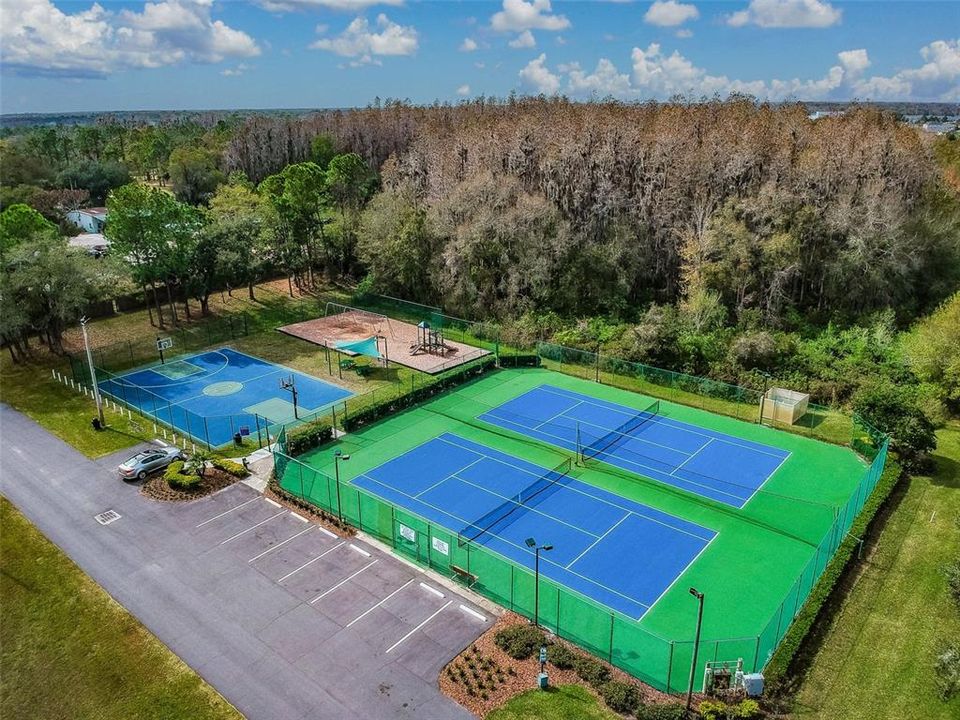 En Venta: $415,000 (3 camas, 2 baños, 2036 Pies cuadrados)