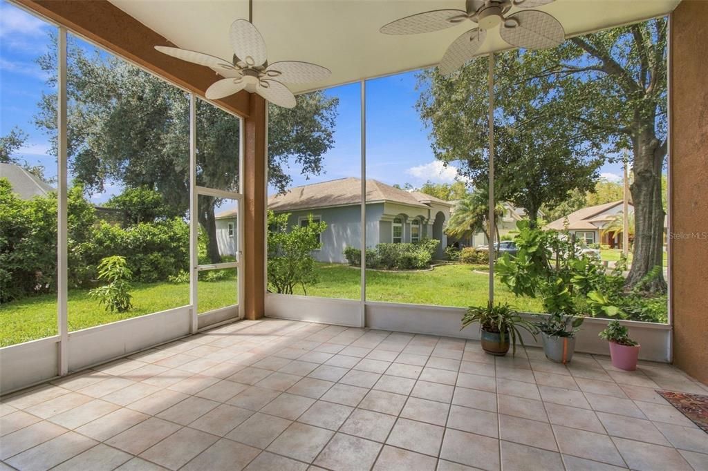 En Venta: $415,000 (3 camas, 2 baños, 2036 Pies cuadrados)