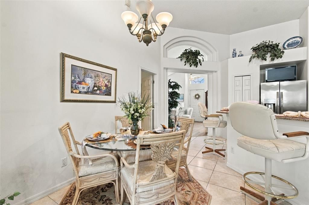 En Venta: $415,000 (3 camas, 2 baños, 2036 Pies cuadrados)