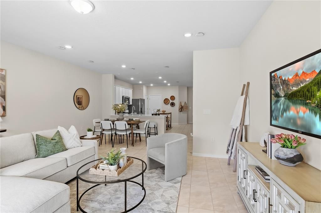 For Sale: $315,000 (3 beds, 2 baths, 1736 Square Feet)