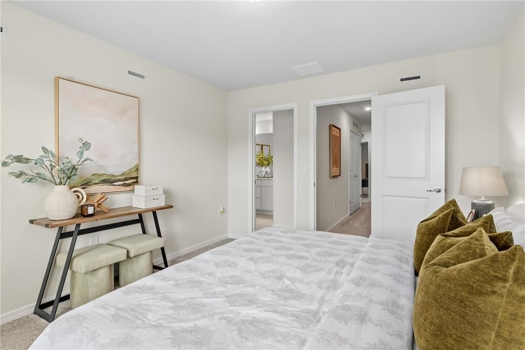 For Sale: $315,000 (3 beds, 2 baths, 1736 Square Feet)
