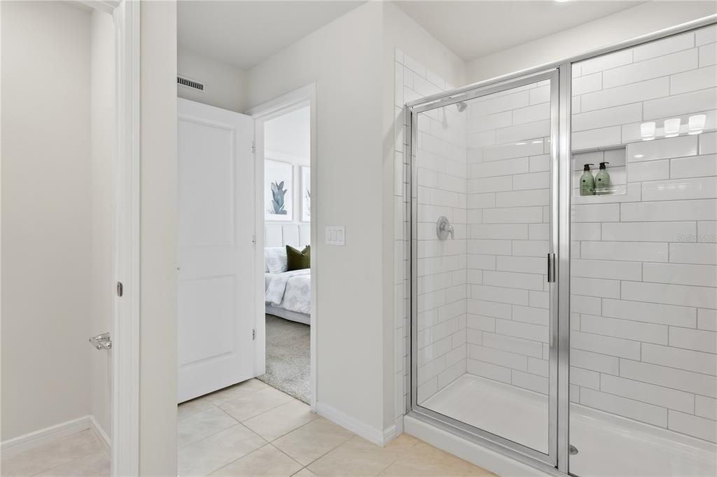 For Sale: $315,000 (3 beds, 2 baths, 1736 Square Feet)