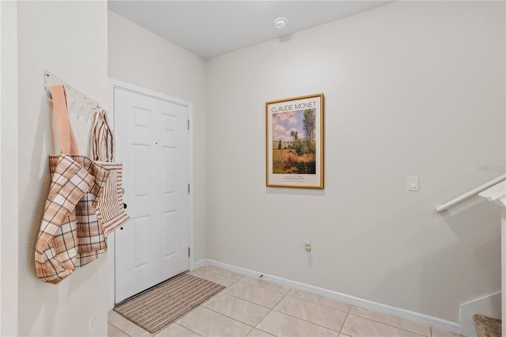 For Sale: $315,000 (3 beds, 2 baths, 1736 Square Feet)
