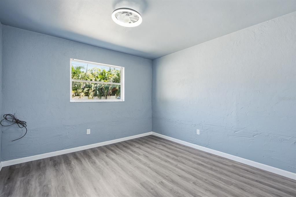 For Sale: $310,000 (3 beds, 2 baths, 1202 Square Feet)