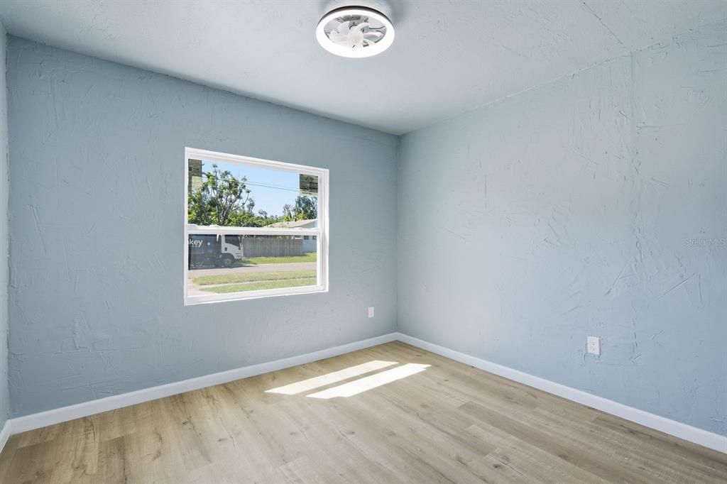 For Sale: $310,000 (3 beds, 2 baths, 1202 Square Feet)