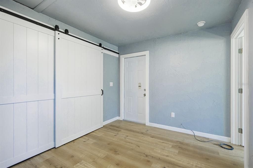 For Sale: $310,000 (3 beds, 2 baths, 1202 Square Feet)