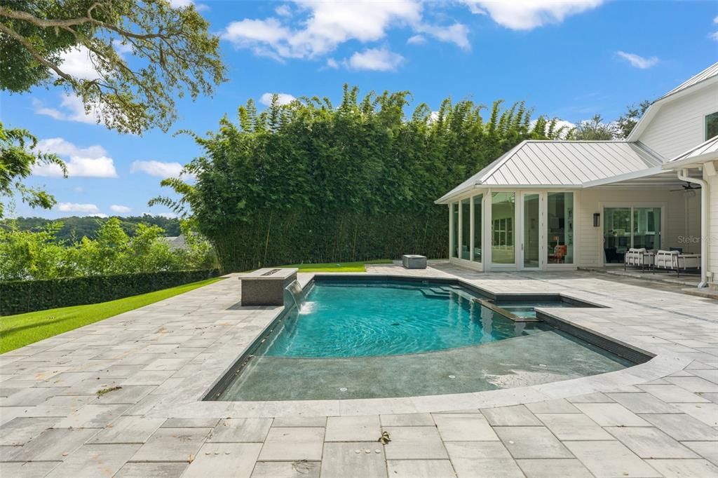 En Venta: $1,369,000 (5 camas, 3 baños, 3274 Pies cuadrados)