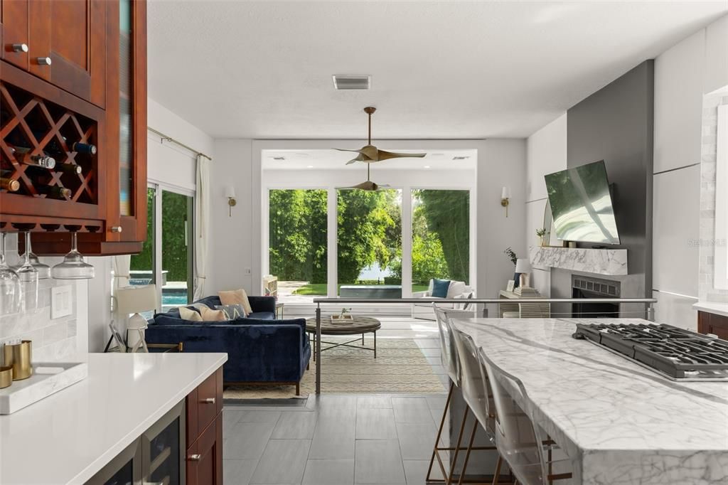 En Venta: $1,369,000 (5 camas, 3 baños, 3274 Pies cuadrados)