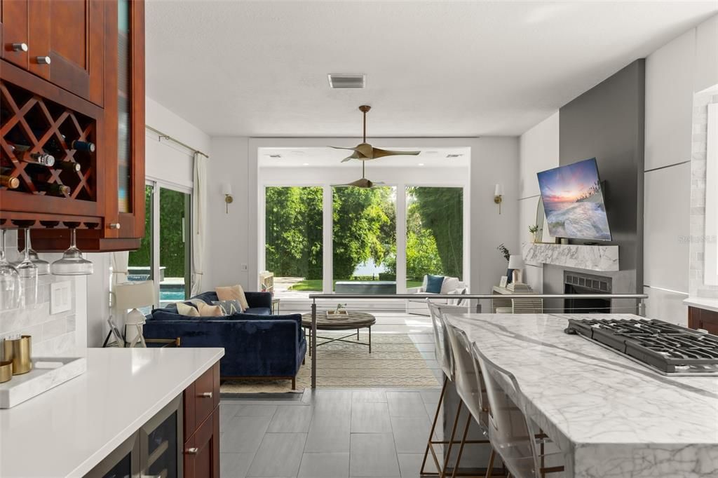En Venta: $1,369,000 (5 camas, 3 baños, 3274 Pies cuadrados)