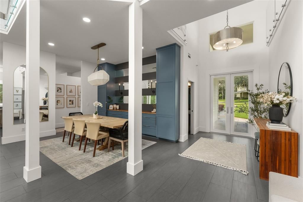 En Venta: $1,369,000 (5 camas, 3 baños, 3274 Pies cuadrados)