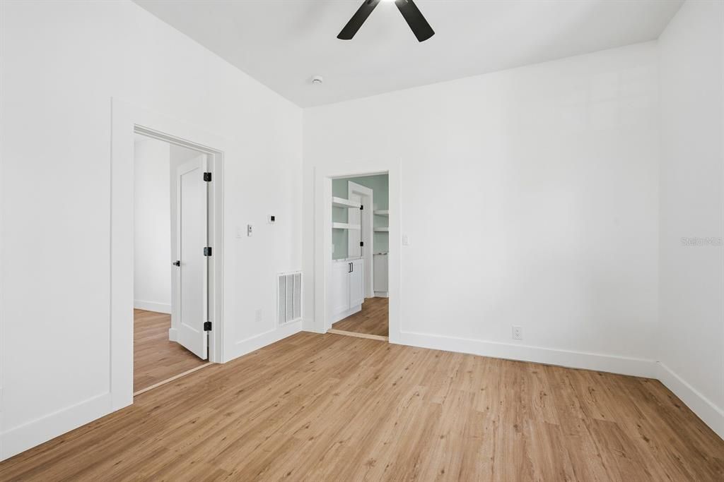 En Venta: $319,900 (3 camas, 2 baños, 1116 Pies cuadrados)