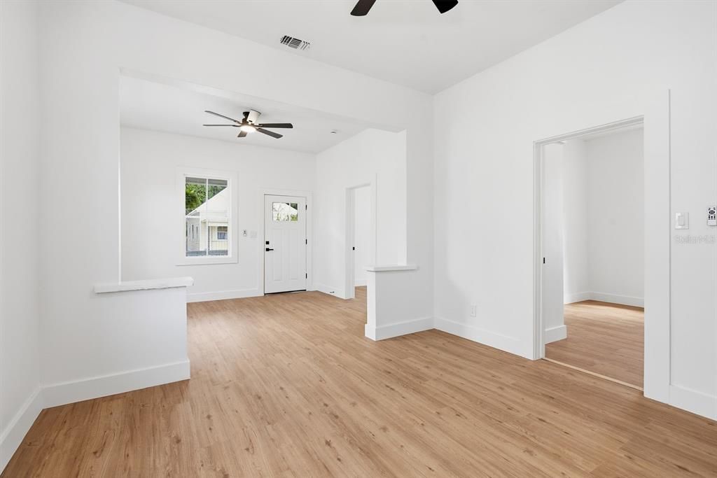 En Venta: $319,900 (3 camas, 2 baños, 1116 Pies cuadrados)