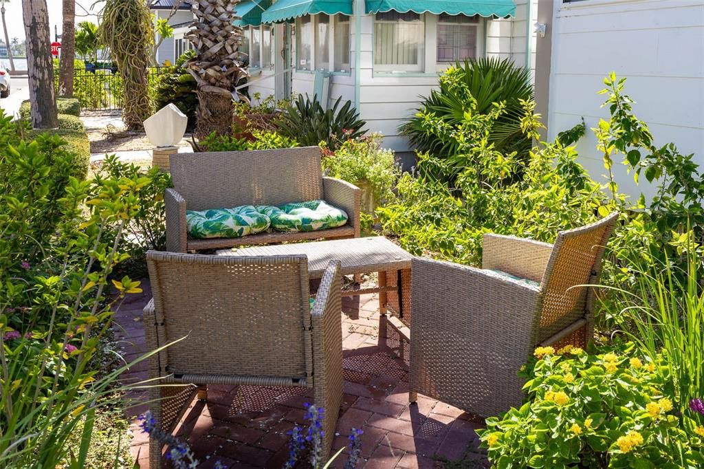 En Venta: $1,895,000 (3 camas, 3 baños, 2242 Pies cuadrados)