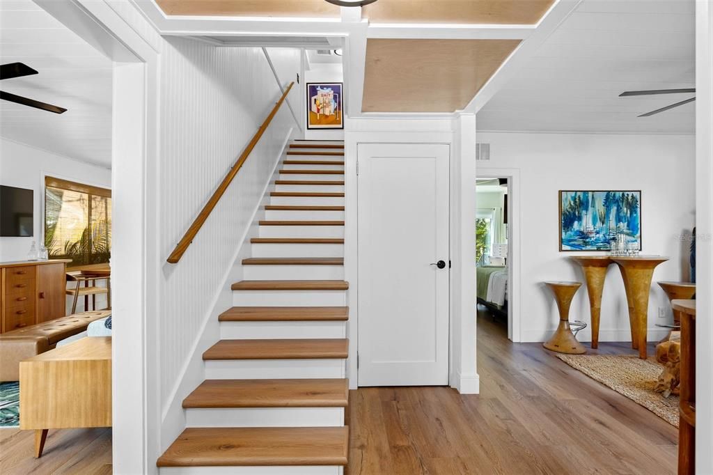 En Venta: $1,895,000 (3 camas, 3 baños, 2242 Pies cuadrados)