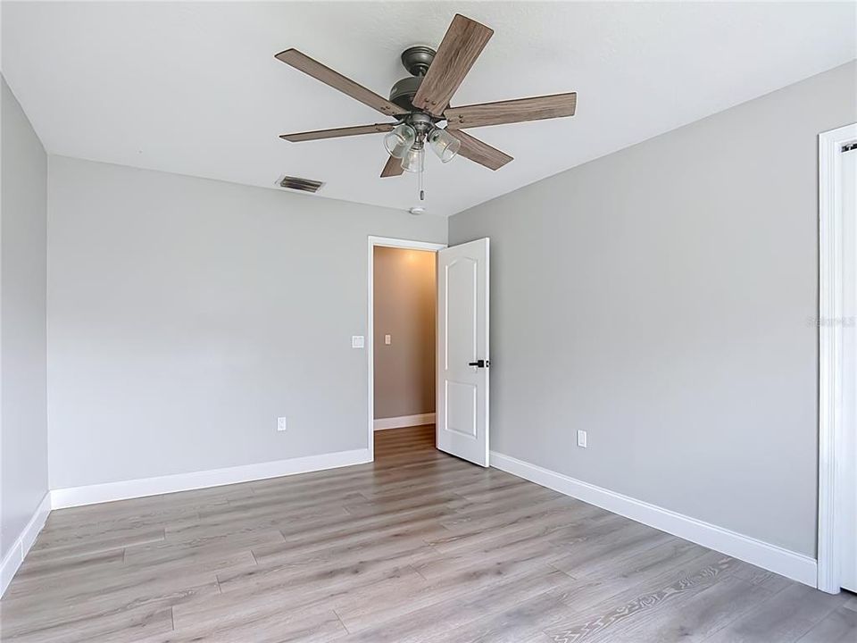 En Renta: $2,700 (5 camas, 2 baños, 2092 Pies cuadrados)