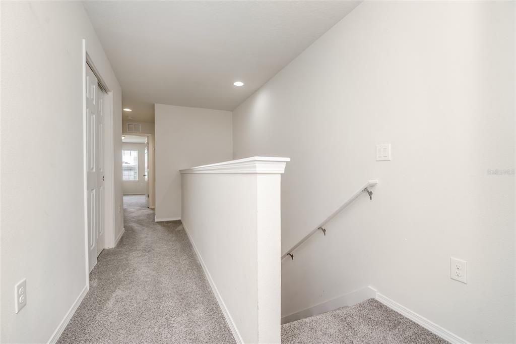 For Sale: $215,000 (2 beds, 2 baths, 1482 Square Feet)