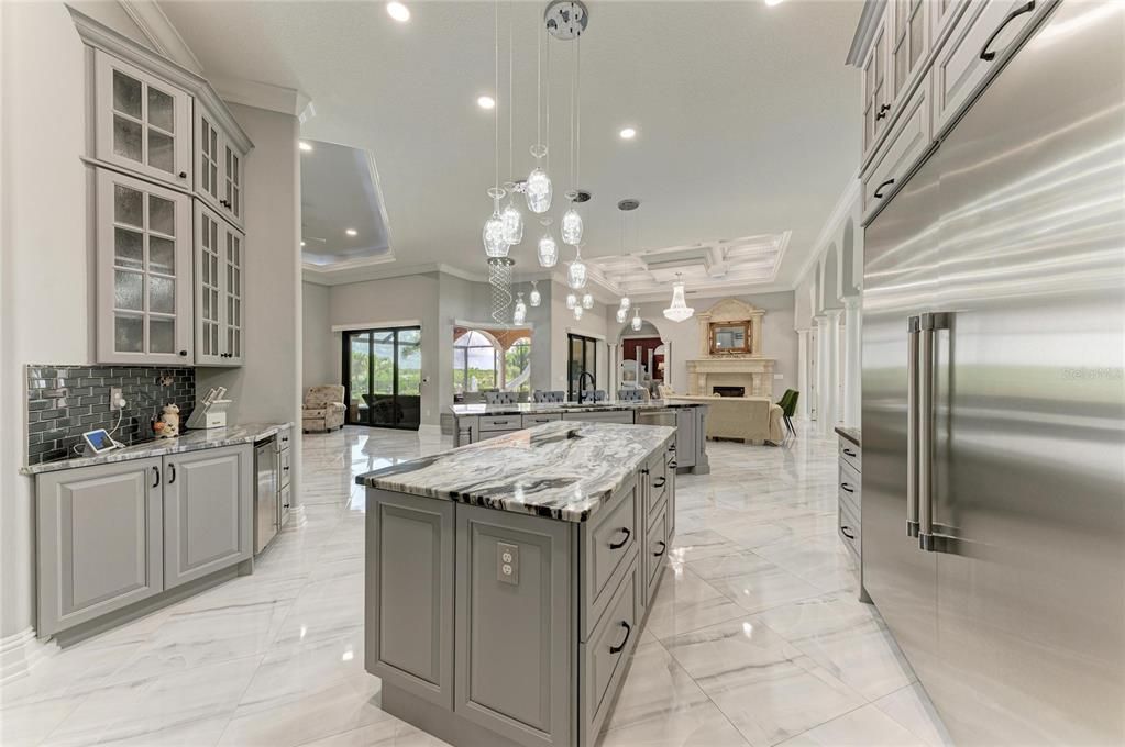 For Sale: $1,900,000 (3 beds, 3 baths, 2953 Square Feet)