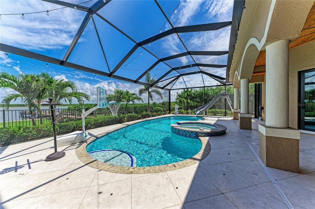 For Sale: $1,900,000 (3 beds, 3 baths, 2953 Square Feet)
