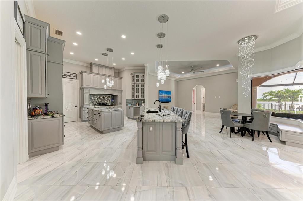 For Sale: $1,900,000 (3 beds, 3 baths, 2953 Square Feet)