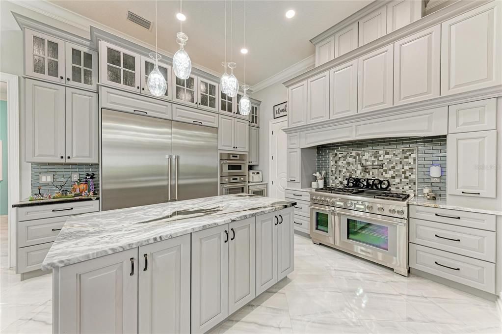 For Sale: $1,900,000 (3 beds, 3 baths, 2953 Square Feet)